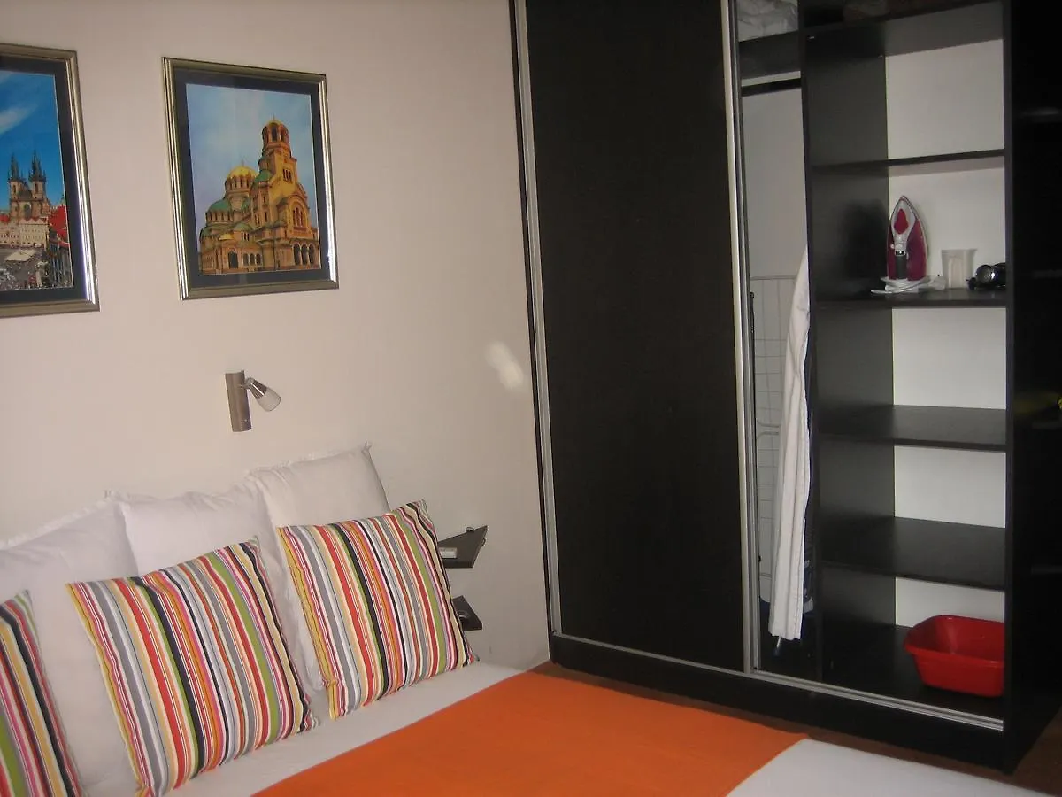 Central Sofia City Rooms Near Central Subway Station. 0*,  Bulgaria
